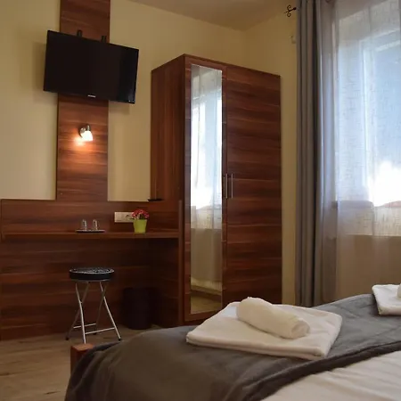 La Mia Casa Vendeghaz Pensjonat 3*